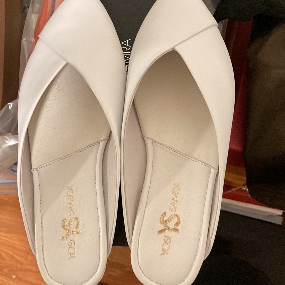 Yosi Samra Valentina Mules - Picture 3 of 4